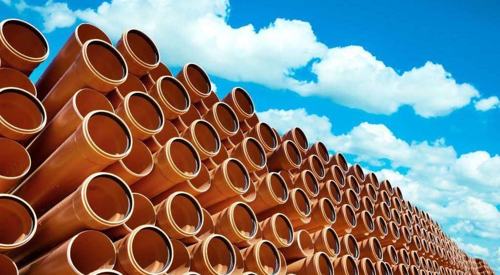 Ống nước dự phòng trong kho của các công ty cấp nước để ứng phó khi xảy ra sự cố.